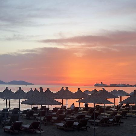 Elmar Comfort Vlore Bagian luar foto