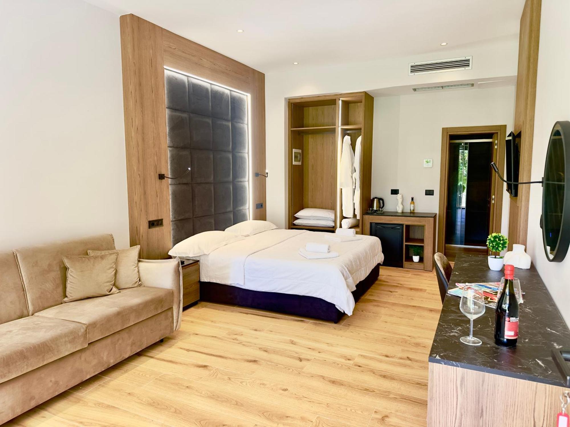 Elmar Comfort Vlore Bagian luar foto
